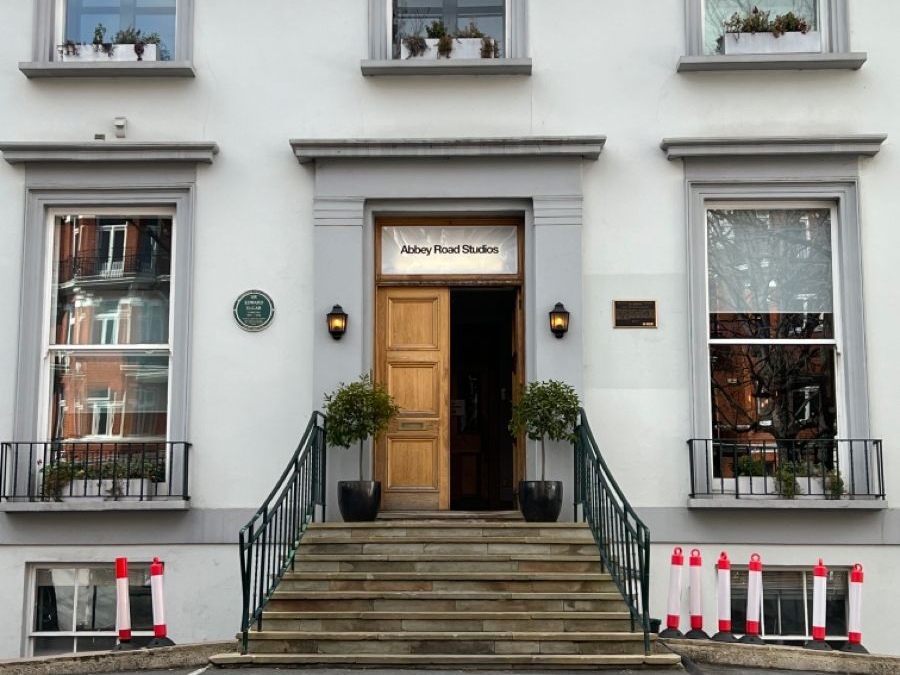 The entrance of Abbey Road Studios in London