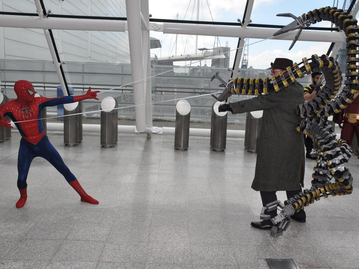 Spider-Man facing Doctor Octopus at MCM Comic Con