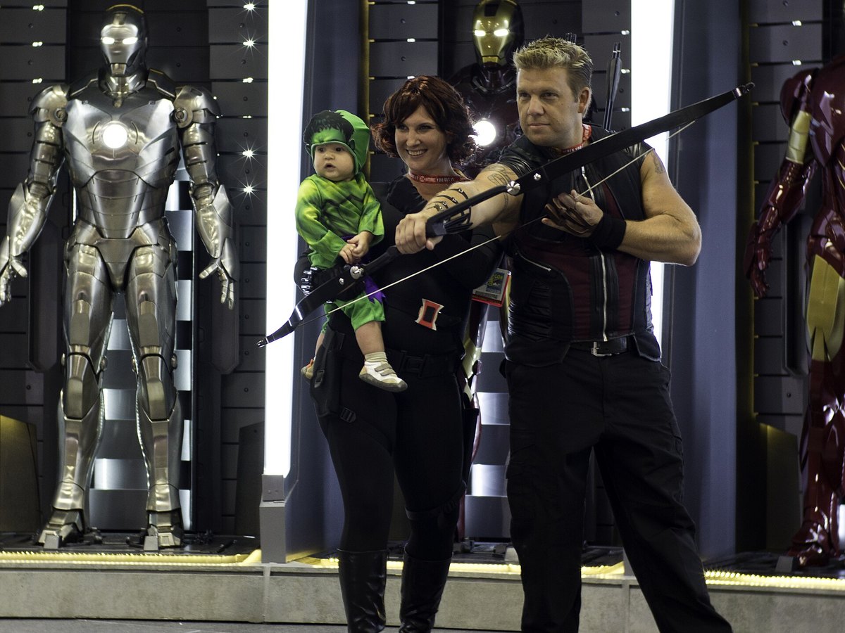 Black Widow and Hawkeye cosplayers at San Diego Comic-Con