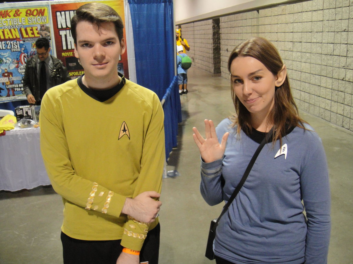 Star Trek Federation officers in uniform