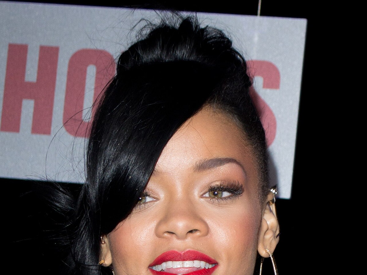 Rihanna at the Battleship premiere in 2012