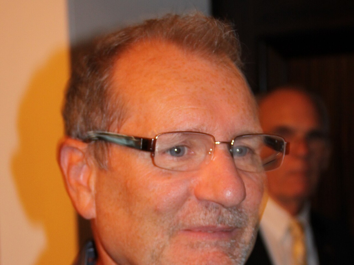 Ed O'Neill in 2010