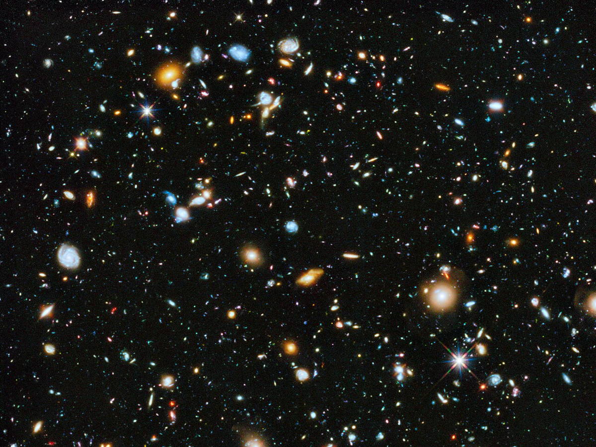 Thousands of distant galaxies in the Hubble Ultra Deep Field