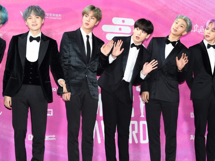 All seven BTS members at the 2019 Seoul Music Awards