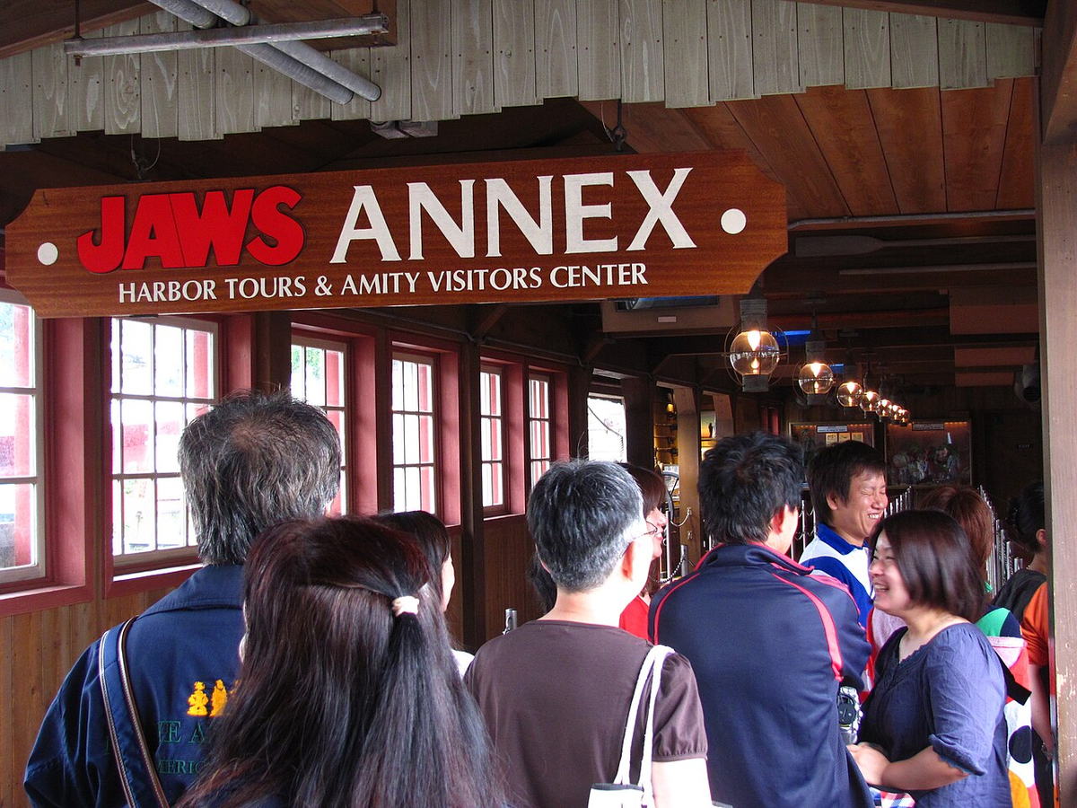Jaws Annex sign at the Universal Studios Japan attraction