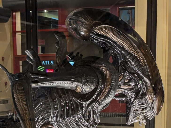 Xenomorph promotional display for Alien Romulus